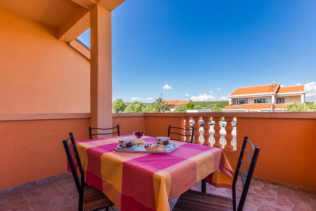Apartments Angelina Sukošan Dış mekan fotoğraf